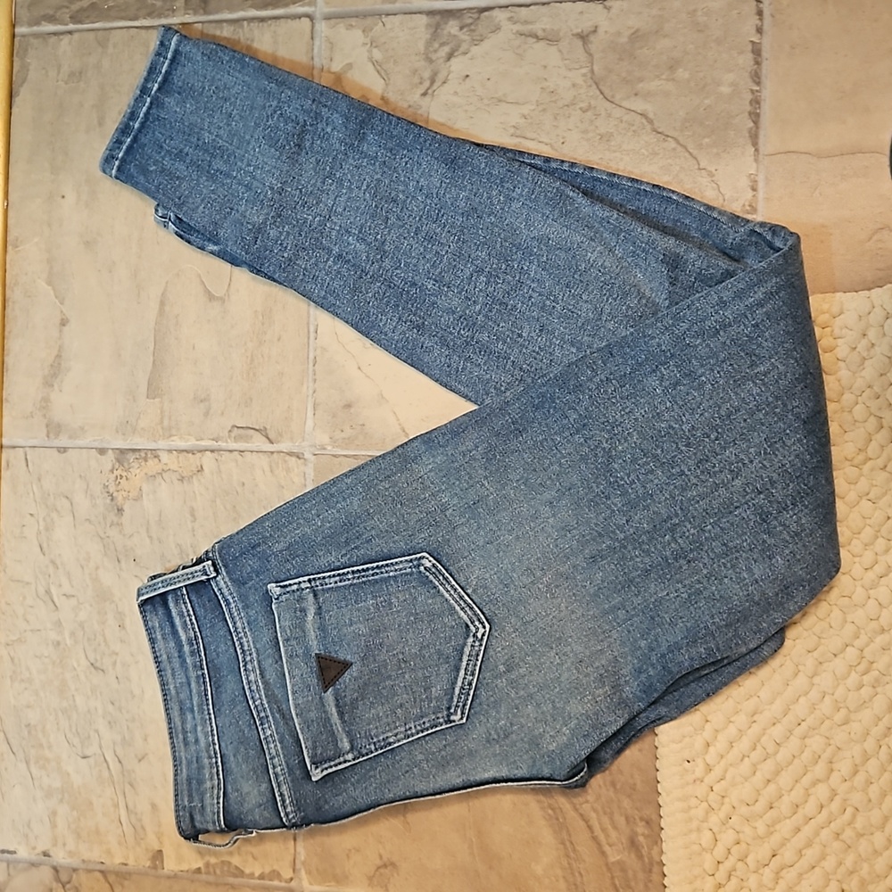 GUESS Jeans